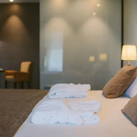 Hotell Piccola Vela Desenzano del Garda