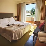 Piccola Vela Hotel 4*