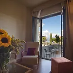 Piccola Vela Hotel Desenzano del Garda