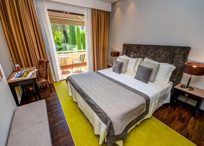 Piccola Vela Hotel