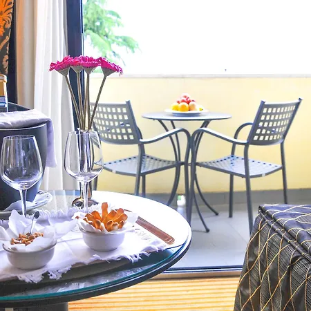 Piccola Vela Hotel