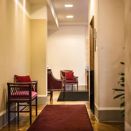 Piccola Vela Hotel 4*