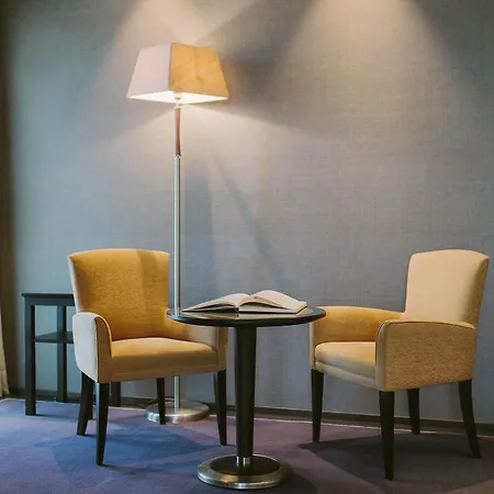 Piccola Vela Hotel